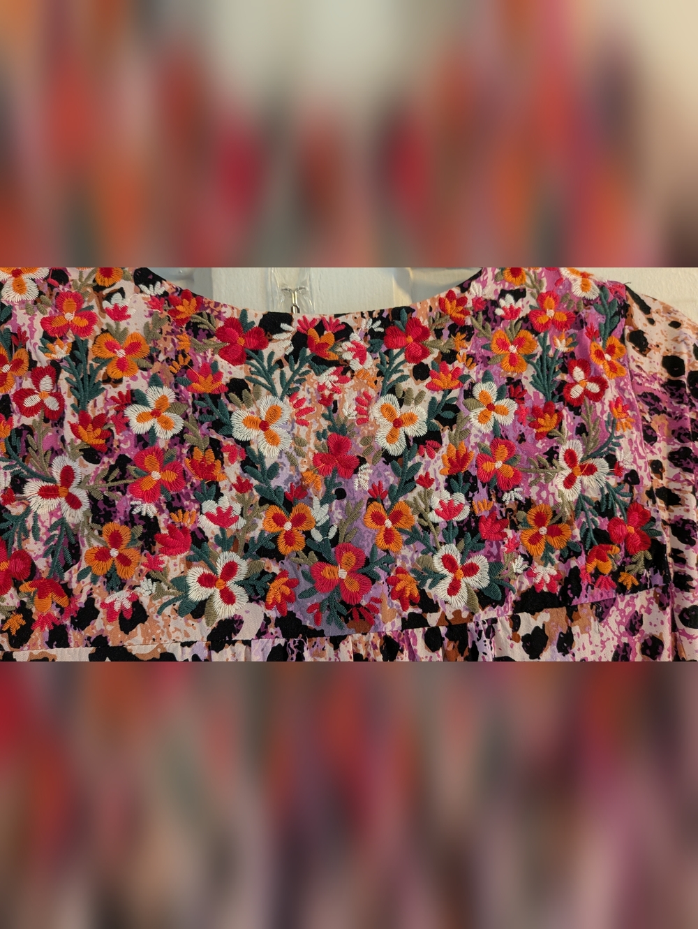 Savanna Jane Embroidered Animal Print Top Like New - Picture 3 of 6